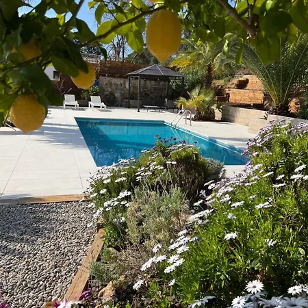 Casa Karian דירה *