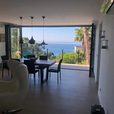 Casa Karian Apartment *